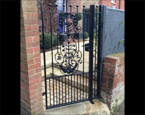 gates-m-3