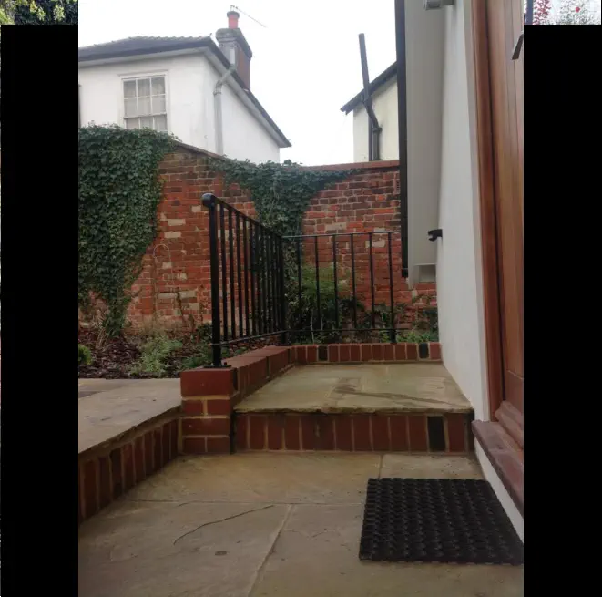 gates-4